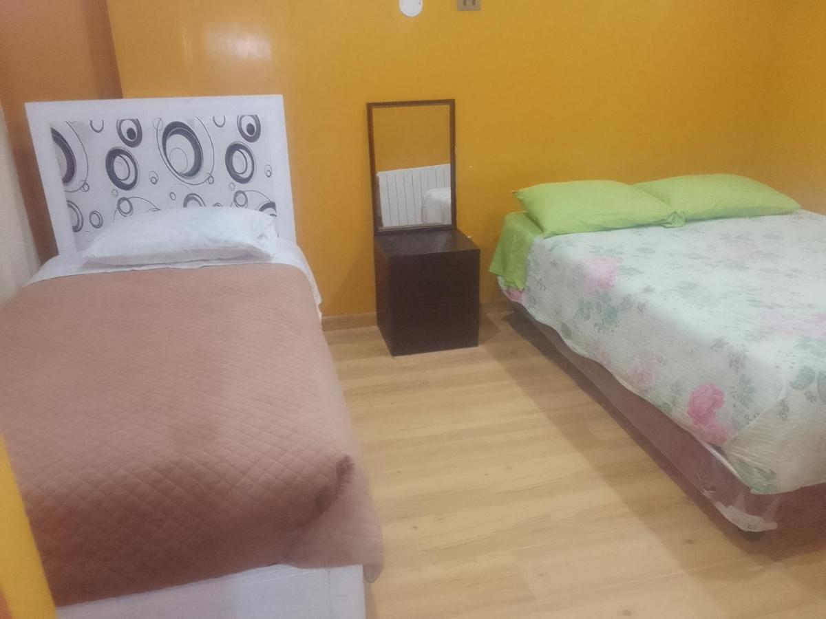 Hostal Sin Fronteras 우유니 외부 사진